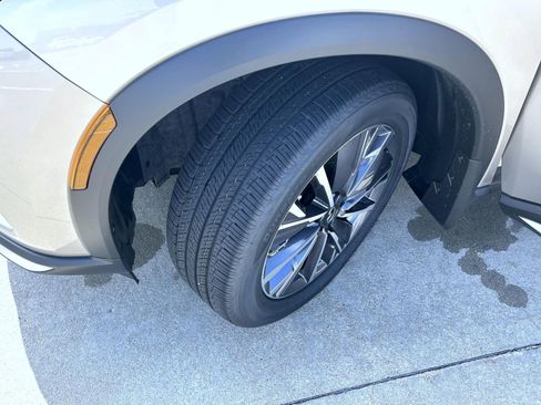 New 2026 INFINITI QX60 Luxe w/ Cargo Package AWD/4WD image 25