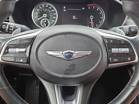 Used 2023 Genesis G70 2.0T image 16