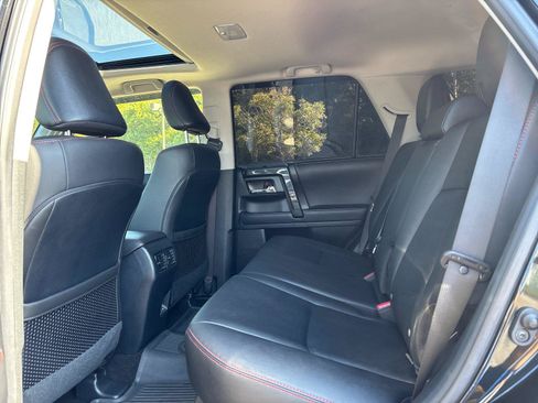 Used 2024 Toyota 4Runner TRD Off-Road Premium w/ 4Runner Black Package (TMS) AWD/4WD image 33