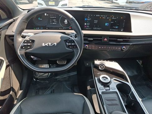 Certified 2023 Kia EV6 GT-Line AWD/4WD image 10