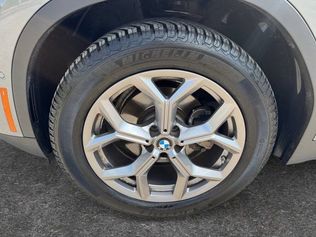 Used 2023 BMW X3 xDrive30i w/ Premium Package AWD/4WD image 9