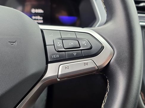 Used 2024 Volkswagen Tiguan S image 28