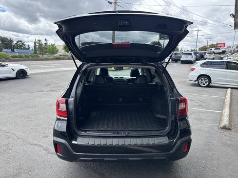 Used 2018 Subaru Outback 2.5i Limited w/ Popular Package #2 AWD/4WD image 6