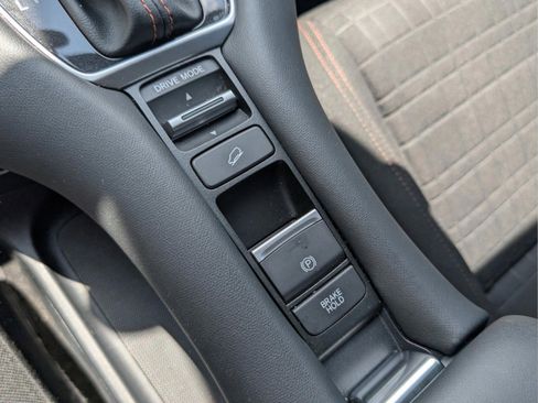 Used 2024 Honda HR-V Sport image 20