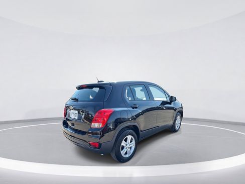 Used 2020 Chevrolet Trax LS image 8