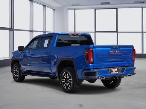 Used 2023 GMC Sierra 1500 AT4 w/ AT4 Premium Package AWD/4WD image 7
