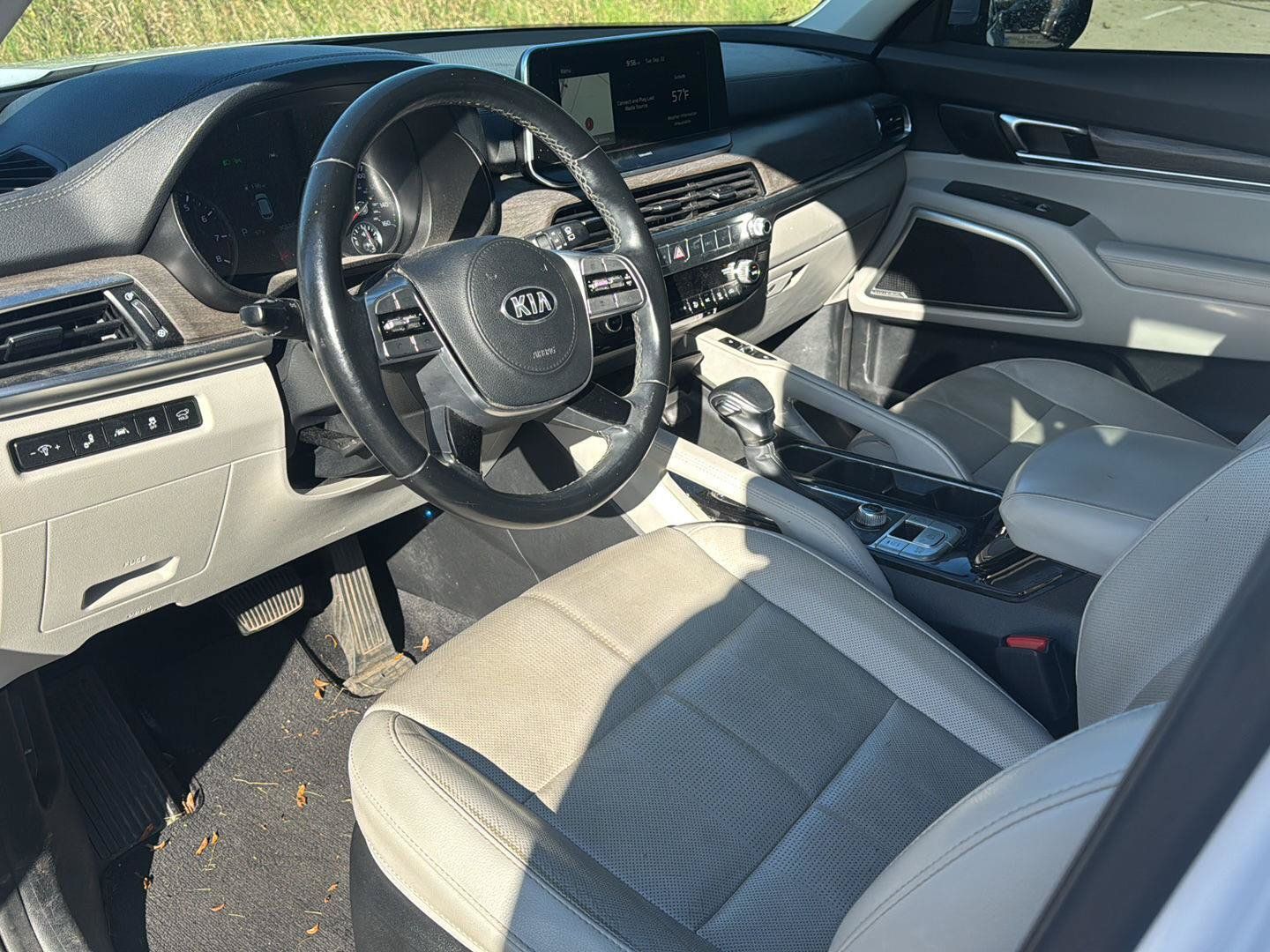Used 2021 Kia Telluride EX w/ EX Premium Package AWD/4WD image 11