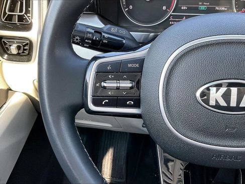 Used 2021 Kia Sorento SX image 32