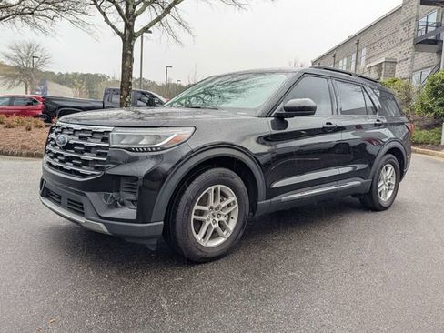 Used 2025 Ford Explorer Active image 9