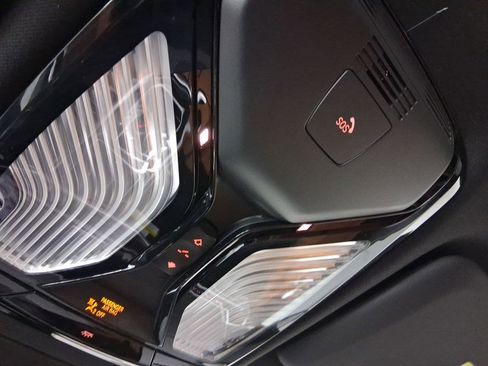 New 2026 BMW X5 sDrive40i w/ Climate Comfort Package image 27