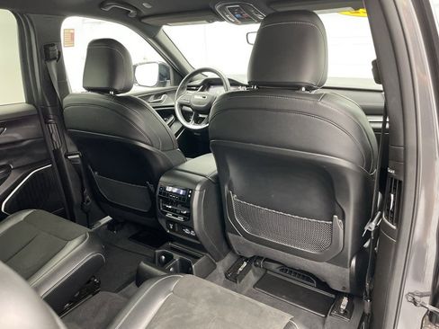 Used 2022 Jeep Grand Cherokee L Laredo image 48