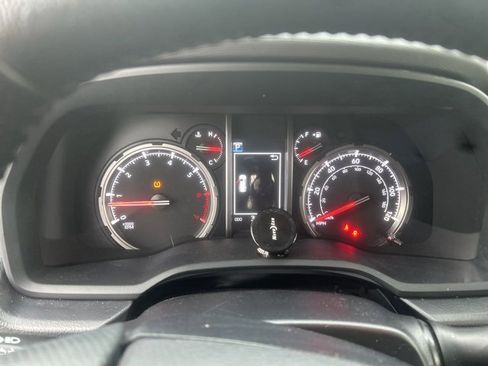 Used 2023 Toyota 4Runner TRD Off-Road Premium image 3