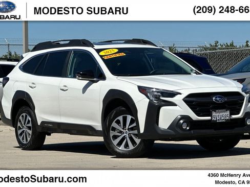 Certified 2025 Subaru Outback Premium AWD/4WD image 1