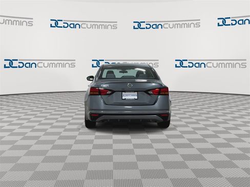 Used 2021 Nissan Altima 2.5 S w/ Driver Assist Package image 7