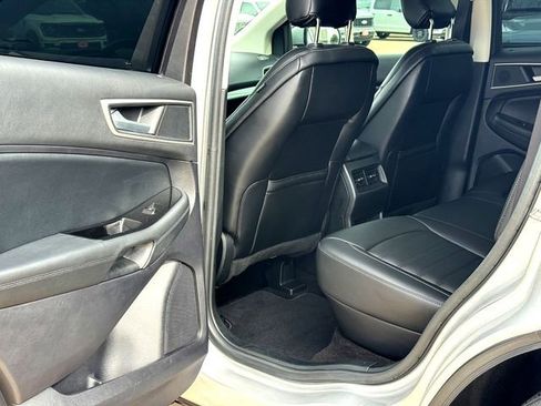 Certified 2019 Ford Edge SEL w/ Equipment Group 201A image 22