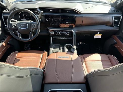 New 2026 GMC Sierra 2500 Denali Ultimate w/ Max Trailering Package image 8