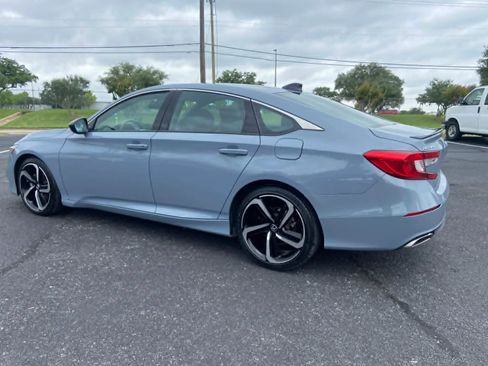 Used 2022 Honda Accord Sport image 6