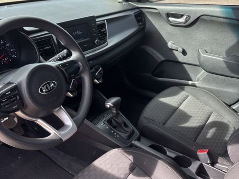 Used 2018 Kia Rio LX image 9