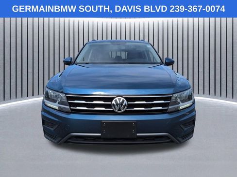 Used 2020 Volkswagen Tiguan SE w/ Panoramic Sunroof Package AWD/4WD image 10