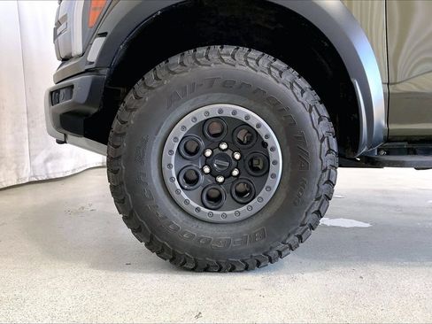 Used 2025 Ford F150 Raptor AWD/4WD image 4
