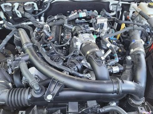 Used 2024 Ford Bronco Outer Banks AWD/4WD image 23