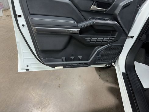 Used 2024 Toyota Tacoma TRD Off-Road w/ TRD Off Road Premium Package image 12