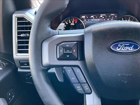 Used 2017 Ford F150 Raptor w/ Equipment Group 802A Luxury AWD/4WD image 6
