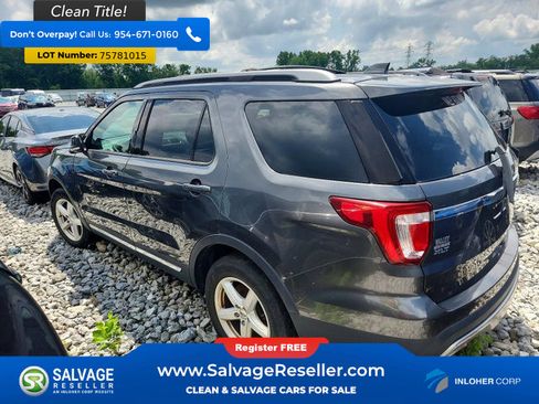 Used 2016 Ford Explorer XLT w/ Equipment Group 202A AWD/4WD image 3