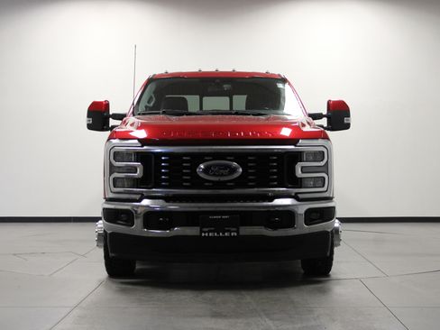 Used 2023 Ford F350 Lariat AWD/4WD image 9