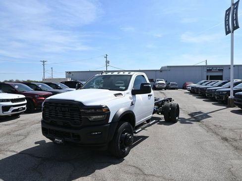 New 2026 RAM 5500 Tradesman image 6