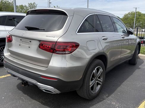 Used 2020 Mercedes-Benz GLC 300 4MATIC image 4