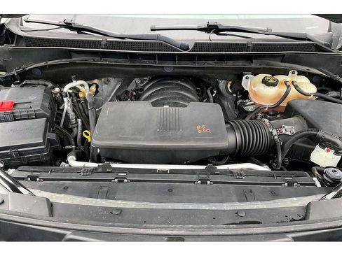 Used 2022 GMC Yukon XL Denali image 12