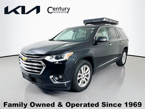 Used 2018 Chevrolet Traverse High Country AWD/4WD image 1