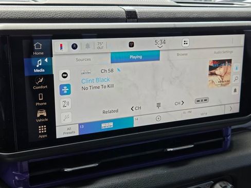 Certified 2025 Jeep Gladiator Sport image 19