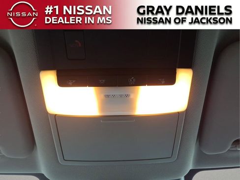 Used 2024 Nissan Rogue SV image 21