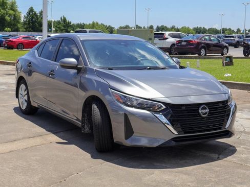 Used 2024 Nissan Sentra S FWD image 22