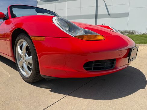 Used 2001 Porsche Boxster RWD image 12