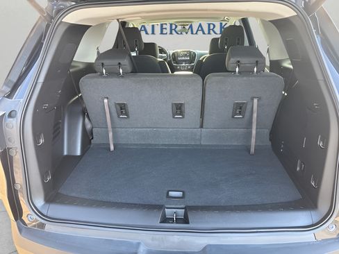 Used 2018 Chevrolet Traverse LT AWD/4WD image 28