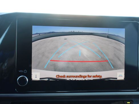 Certified 2025 Toyota Camry SE AWD/4WD image 31