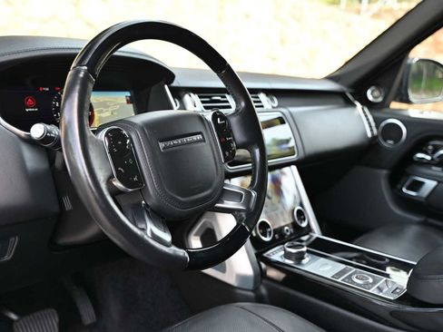Used 2020 Land Rover Range Rover HSE image 16