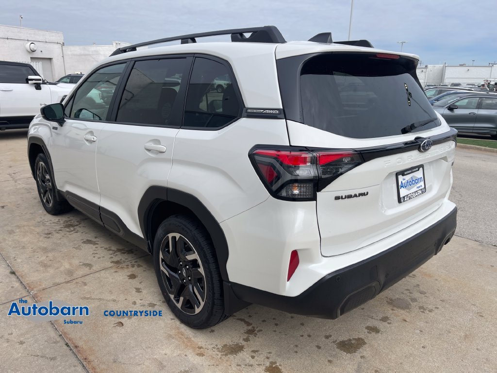 Used 2026 Subaru Forester Premium AWD/4WD image 3