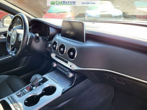Used 2021 Kia Stinger GT2 image 7