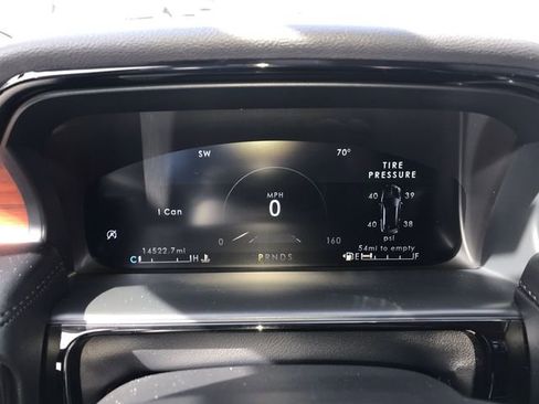 Used 2022 Lincoln Nautilus Reserve AWD/4WD image 15