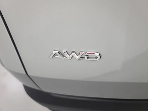 Used 2025 Toyota Grand Highlander AWD image 12