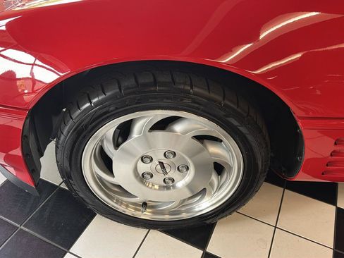Used 1993 Chevrolet Corvette Coupe RWD image 8