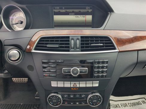 Used 2014 Mercedes-Benz C 250 Coupe image 21