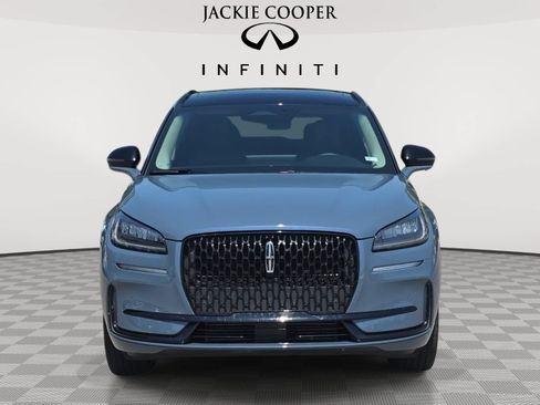 Used 2025 Lincoln Corsair FWD w/ Equipment Group 101A image 2