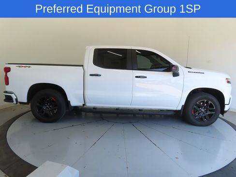 Used 2021 Chevrolet Silverado 1500 RST w/ Redline Edition AWD/4WD image 2