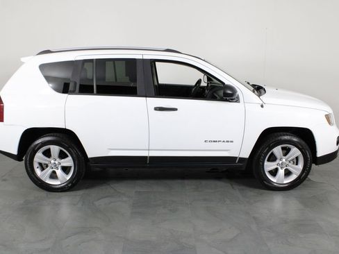 Used 2017 Jeep Compass Sport image 12