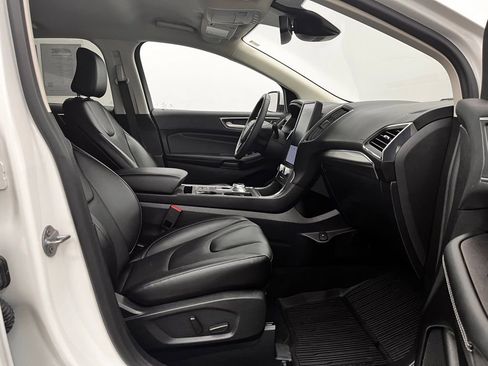 Certified 2022 Ford Edge Titanium image 27